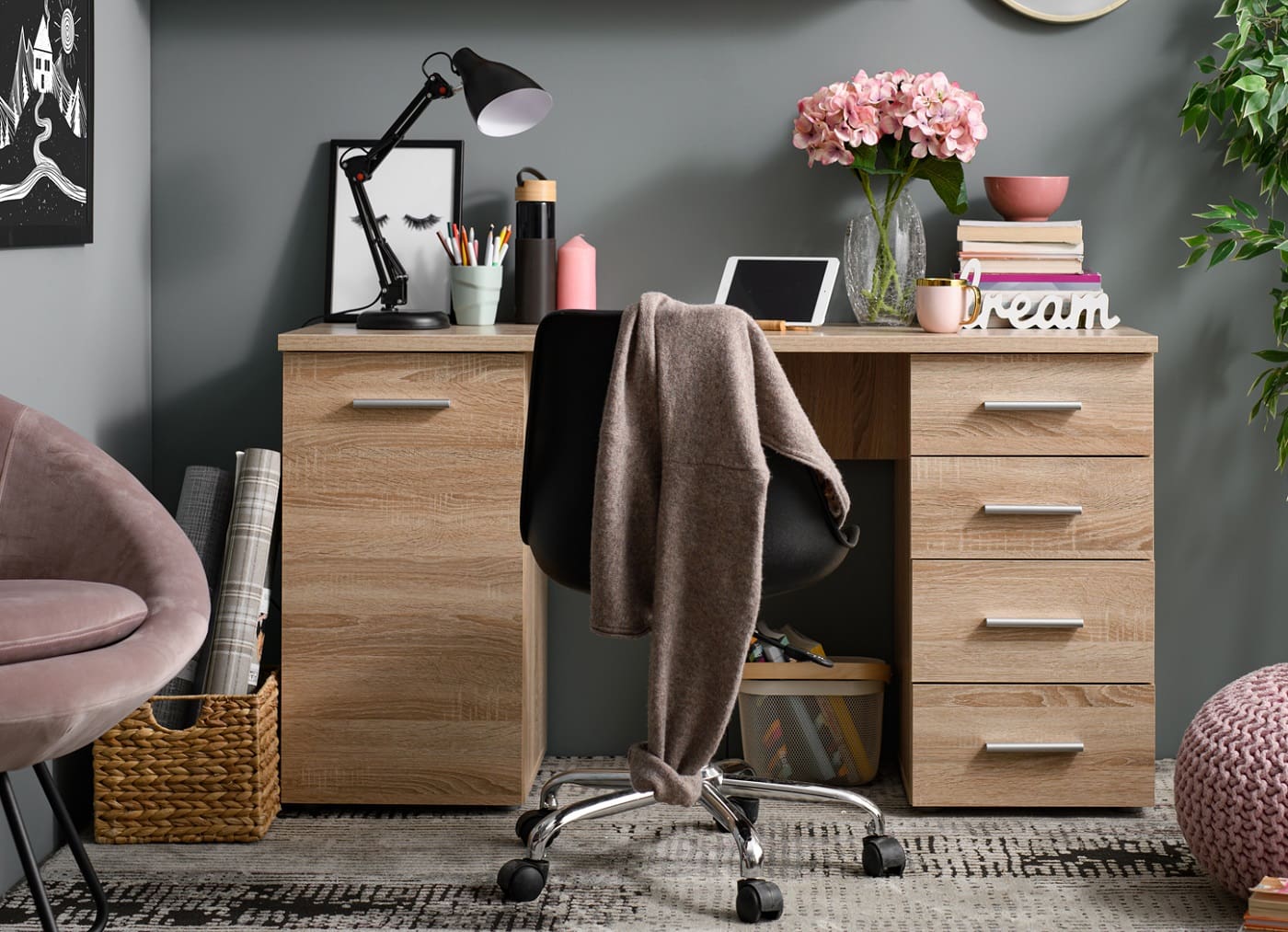 Radni kutak, Forma Ideale