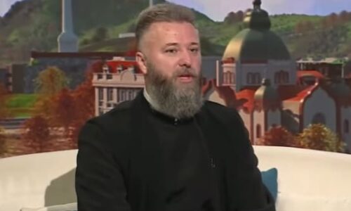 Otac Predrag Popović