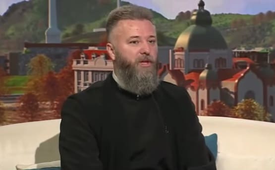 Otac Predrag Popović