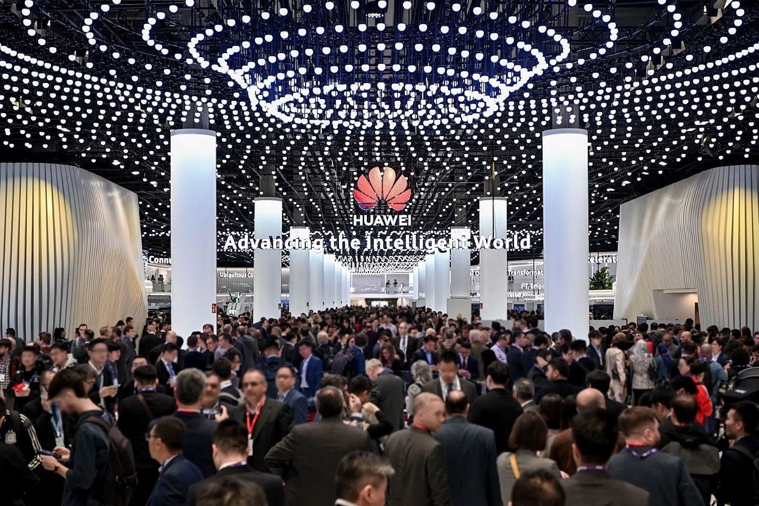 Huawei mwc 2024. Barselona