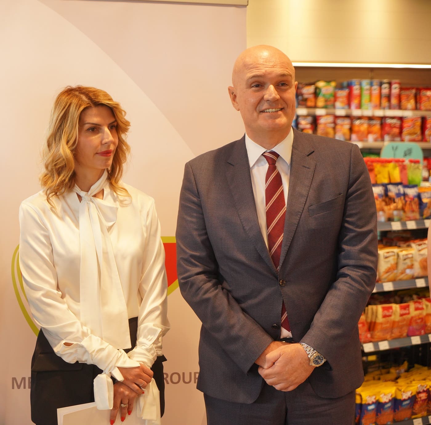 Milenko Janković i Biljana Mališić Jut_Otvaranje MOL Serbia servisne stanice Ruklada