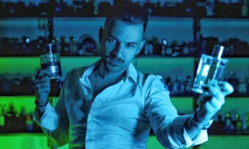 Viktor Mihajlović, Čovek Parfem