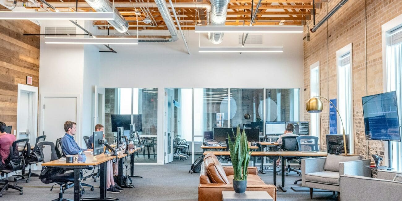 Kancelarija, poslovanje