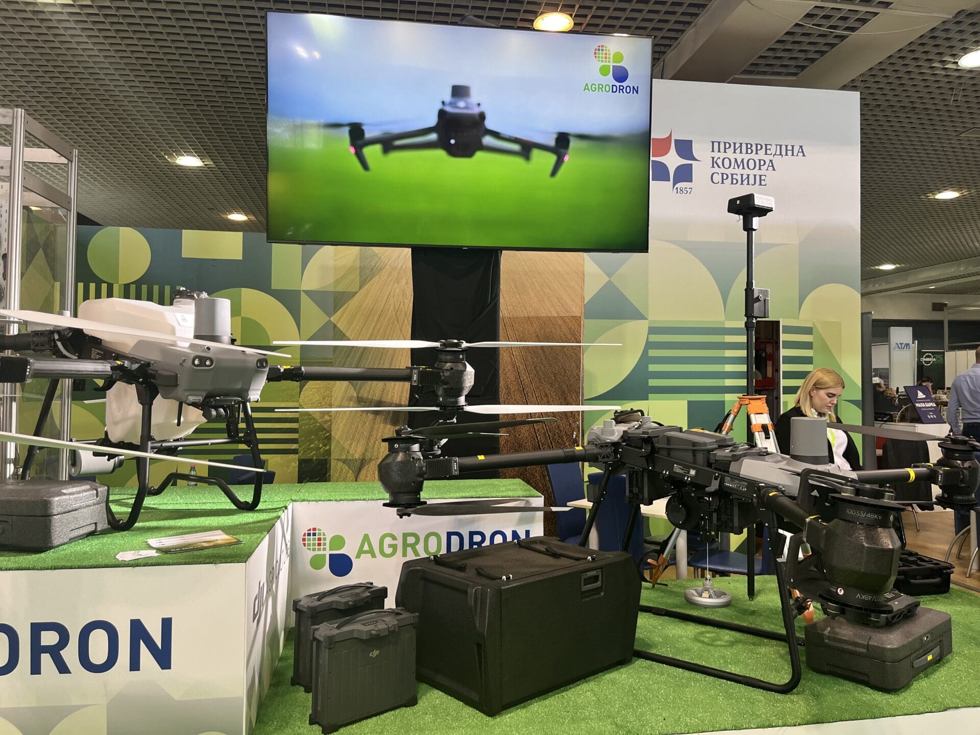 Poljoprivredni dronovi