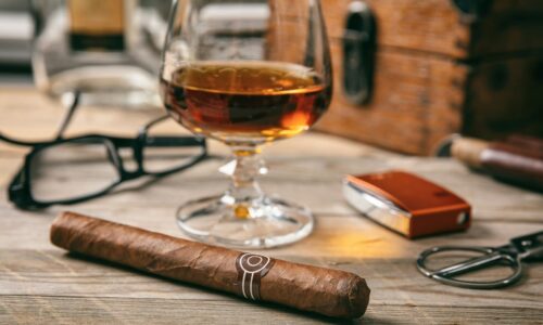 konjak, cigara, tompus, kineske carine