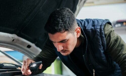 Motor, automobil, majstor