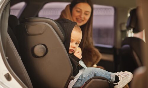 BEba, sedište, u Tesli