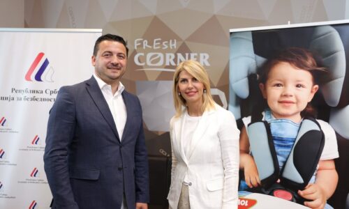 Biljana Mališić Jut direktorka maloprodaj Mol Serbia i Branko Stamatović vd direktora ABS