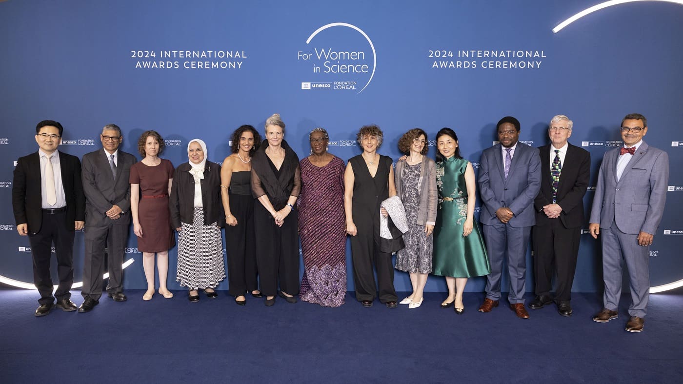 Laureatkinje i žiri