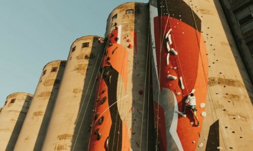 Silosi, Stena, penjanje