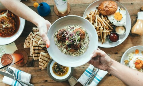 Entoni Bordejn, restorani