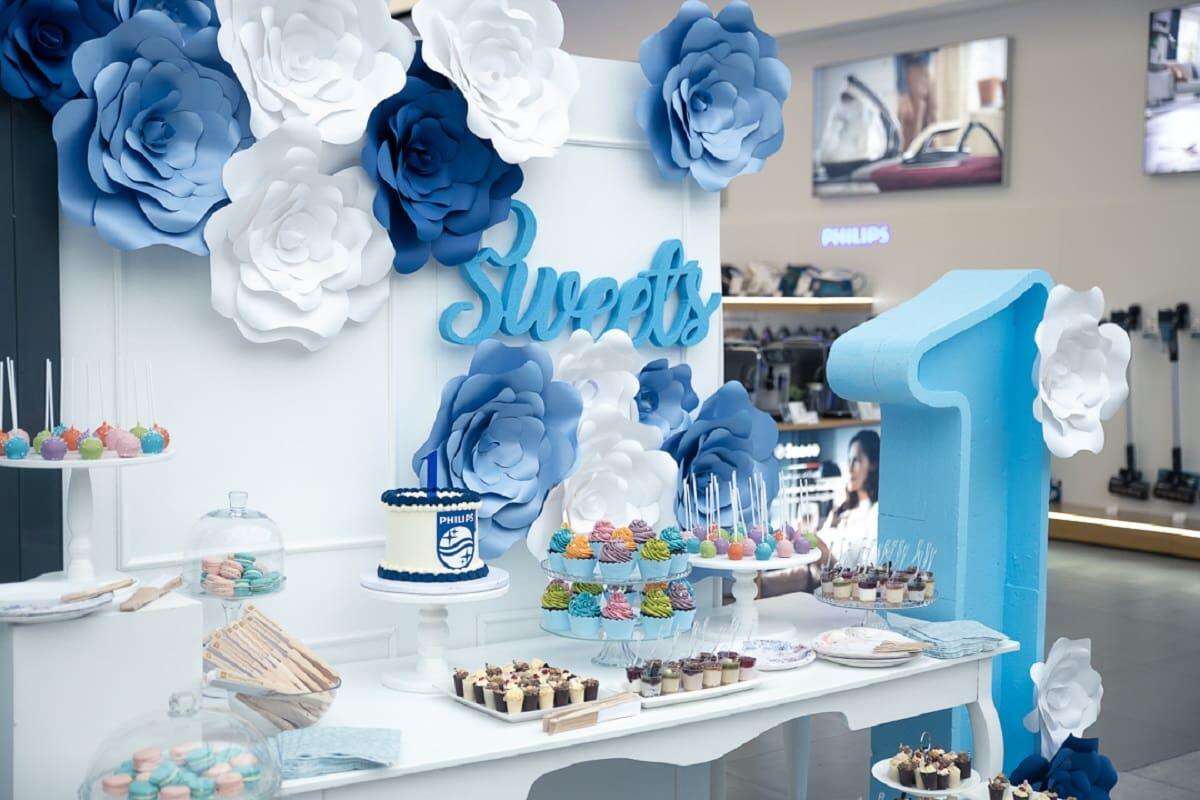 Philips Shop, rođendan