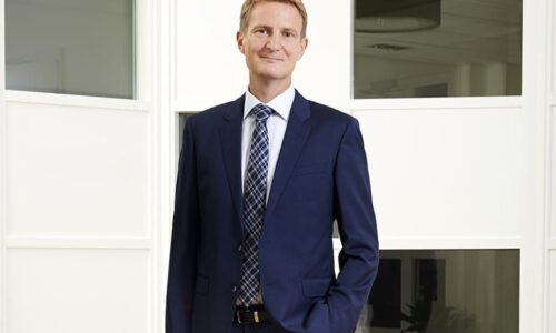 Tetra Pak, Aleks Henriksen