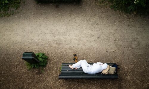 Olimpijsko selo park, klupa