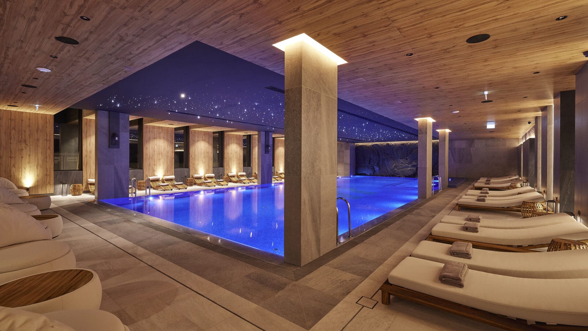 BOR HOTEL BY KARISMA