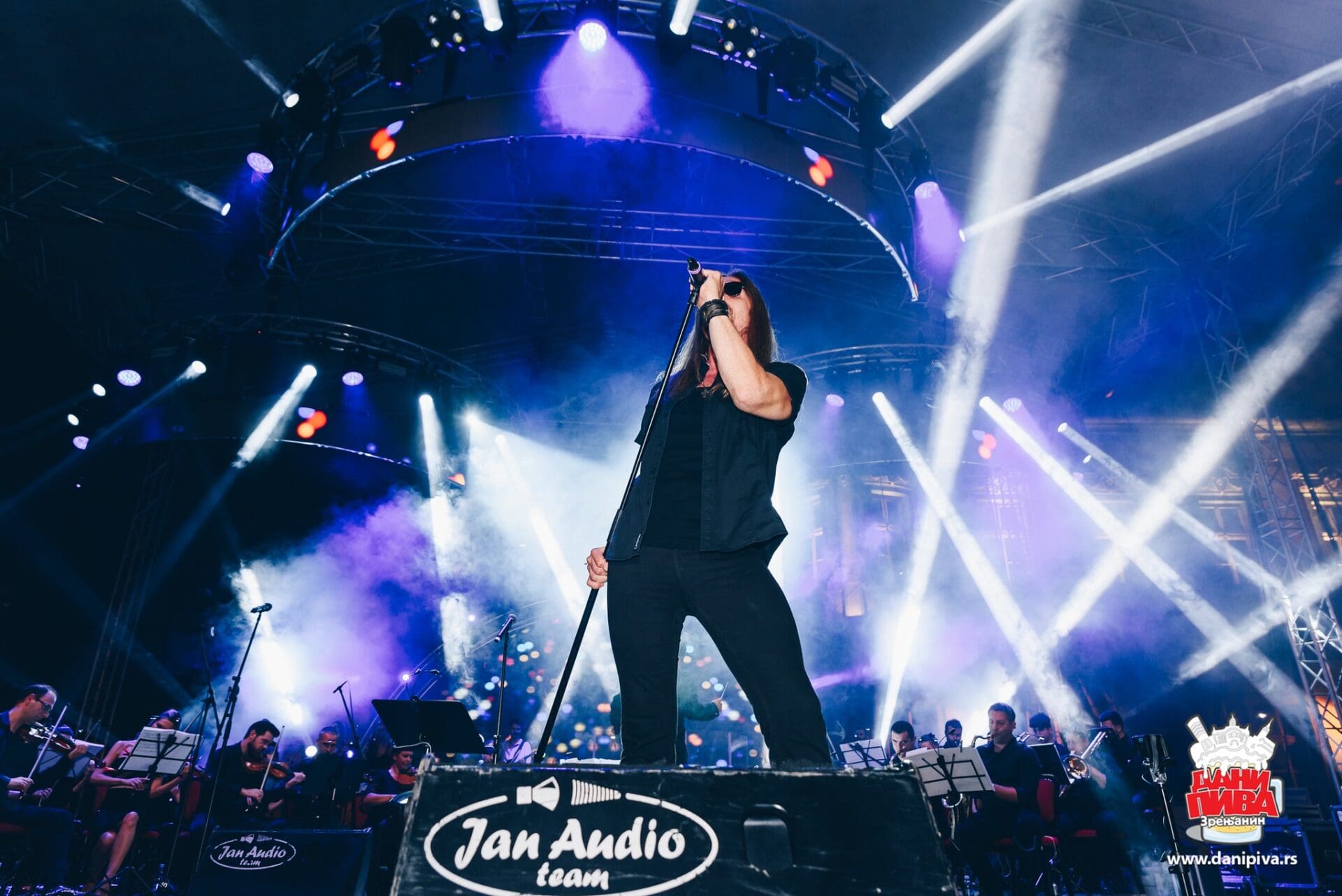 “Guns 'n' Roses Symhonic Show“ Dani piva