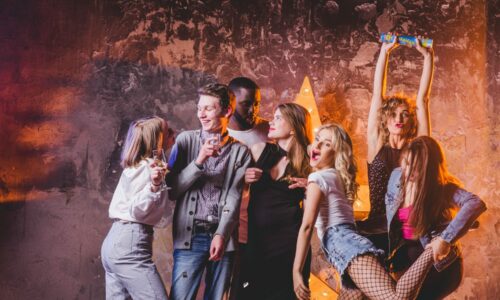 Vikend, izlazak, veselje, žurka