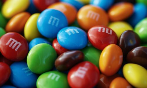 M&M, bombonice, bombone