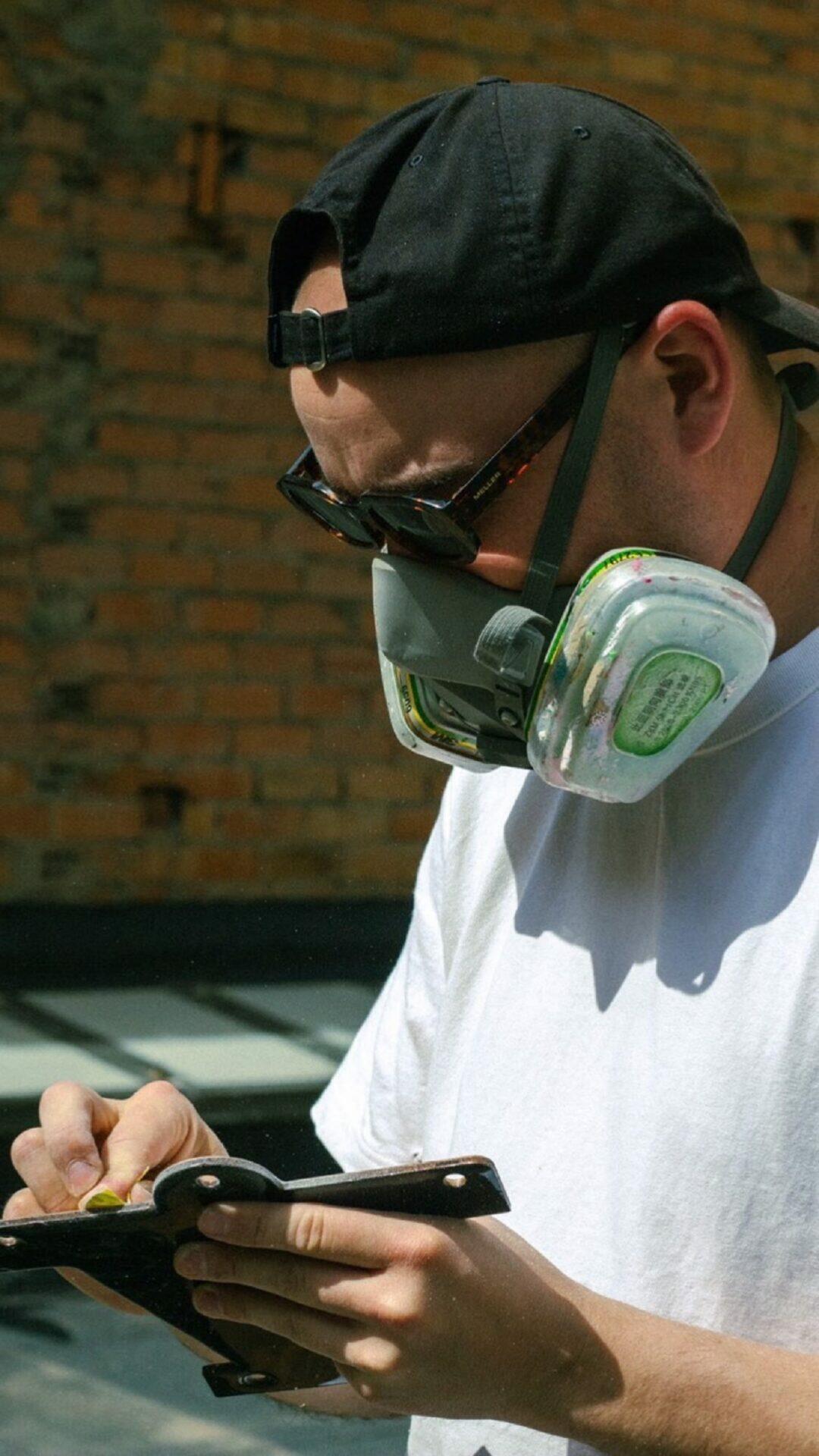 Umetnik Bebop12 (Adrian Manso), autor fotografije Lucile Bily