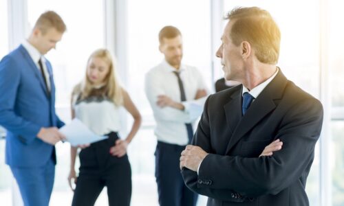 Zaposleni, šef, lideri