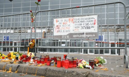 Nadstrešnica, preminuo