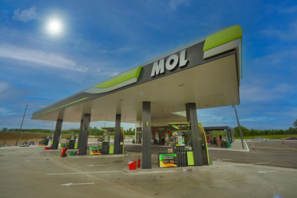 Mol Serbia