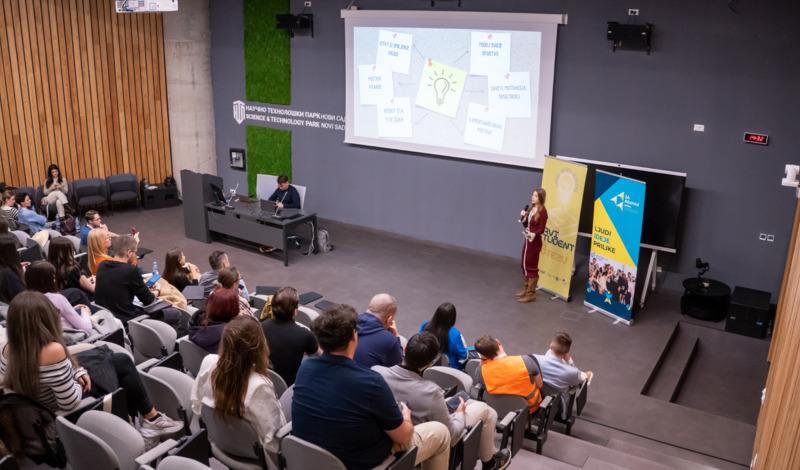 Prvi student na potezu