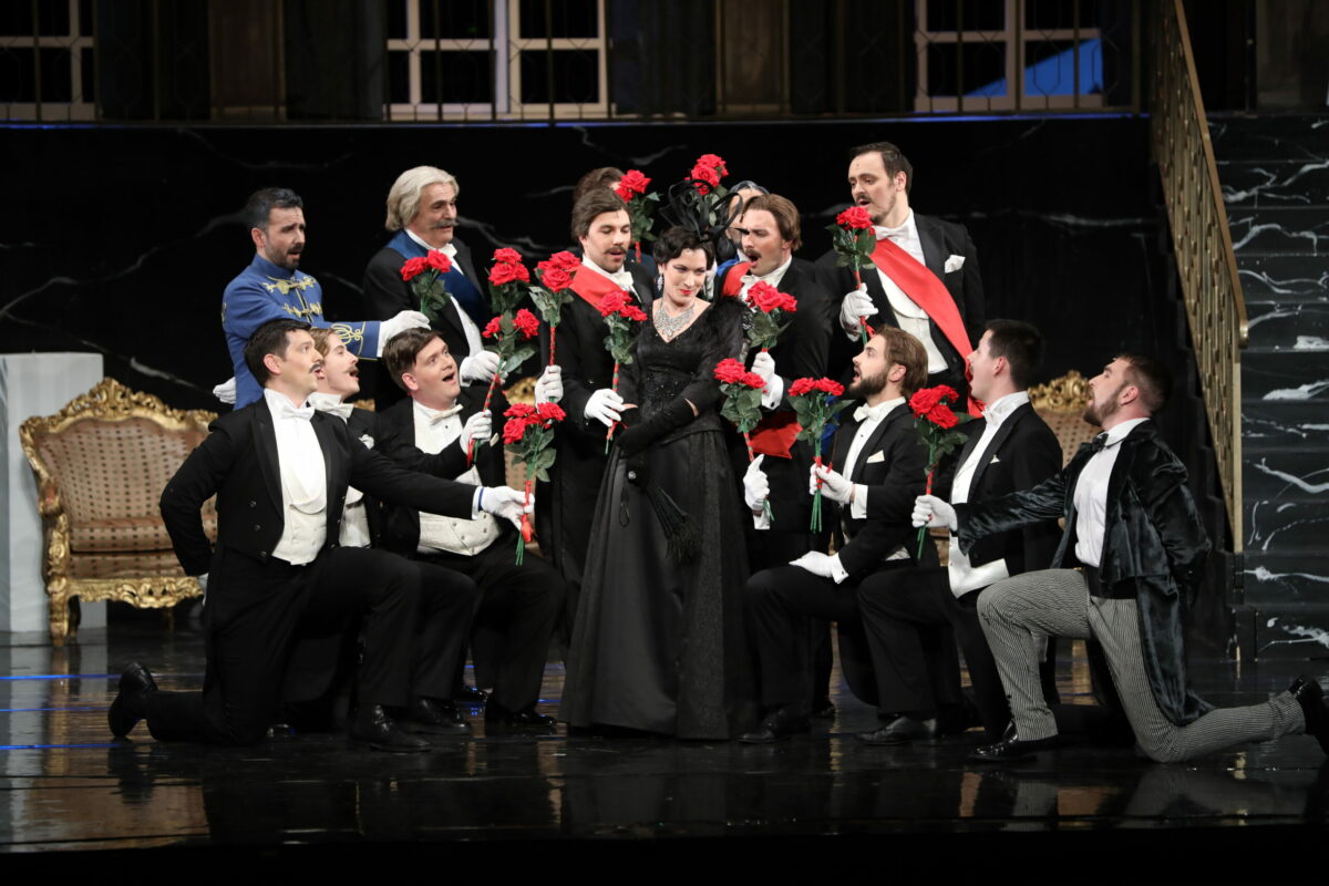 Vesela udovica, Madlenianum