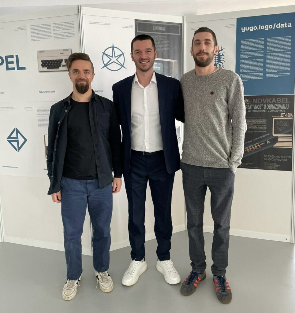 DataArt izložba logotipa