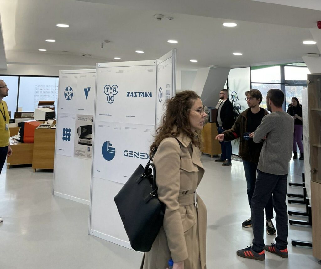 DataArt izložba logotipa