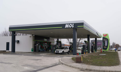 MOL