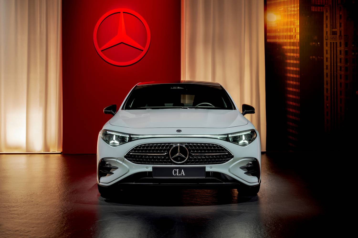 Mercedes Benz CLA