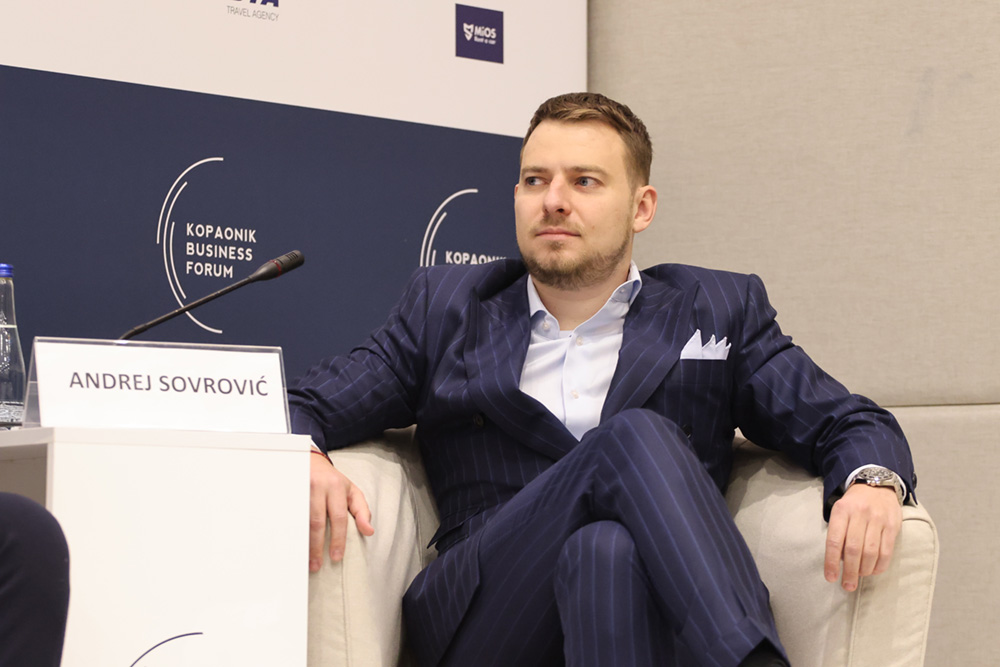 Andrej Sovrović, Delta