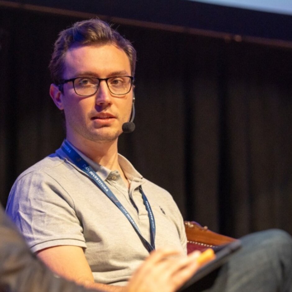 Luka Aničin stručnjak za veštačku inteligenciju i CEO Datablooza