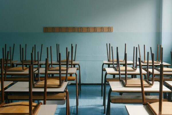 Ministarstvo, škola