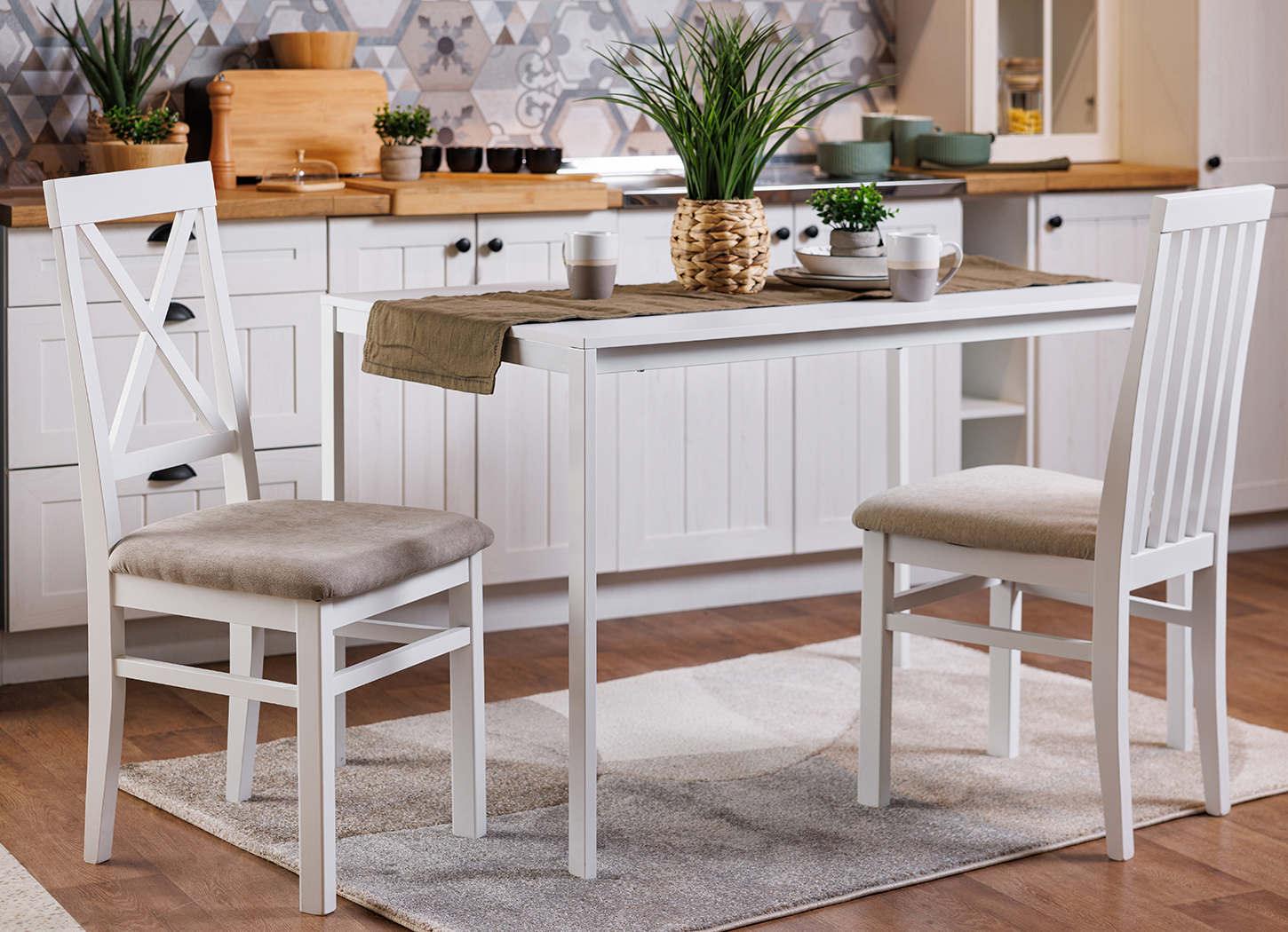 Forma Ideale trpezarija