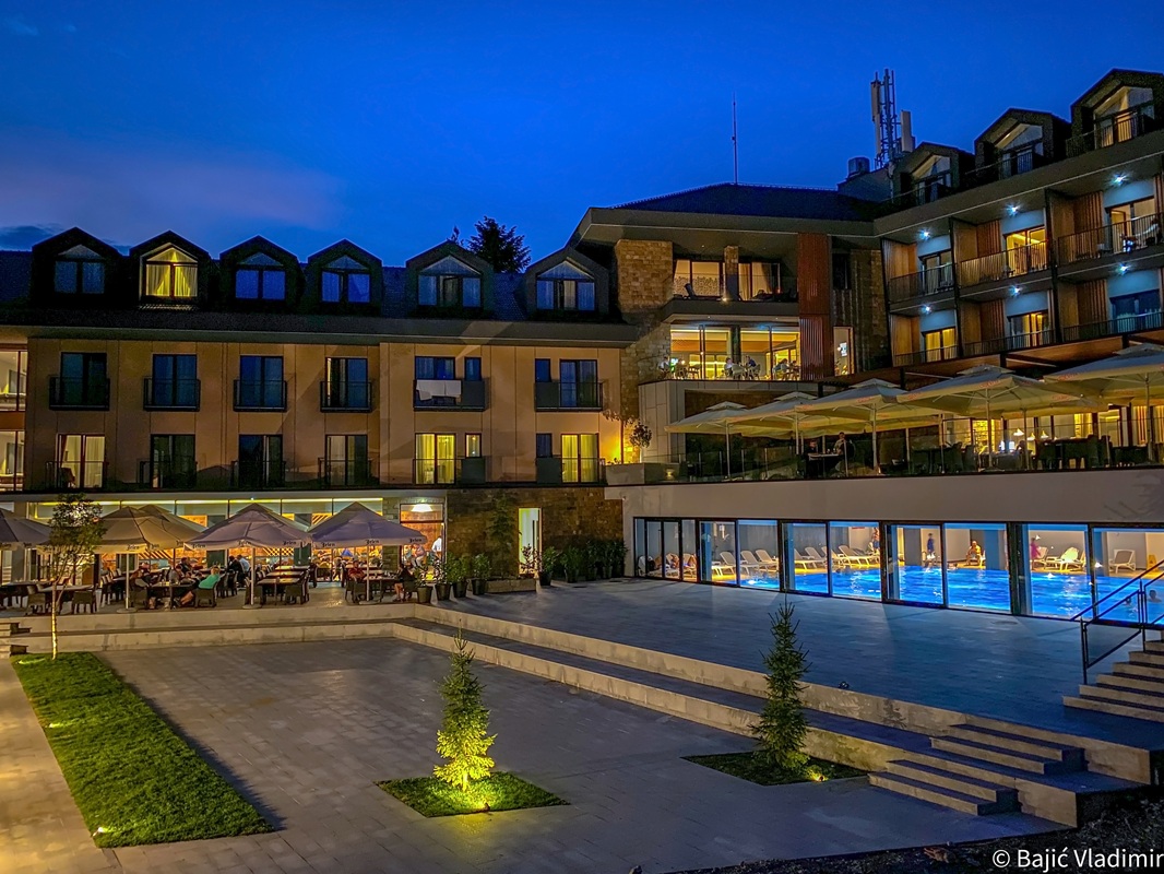 Hotel „Crni vrh” - Devčibare