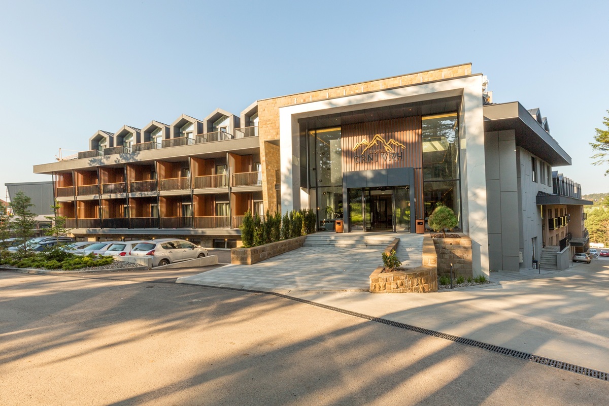 Hotel „Crni vrh” - Devčibare