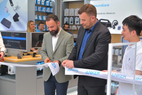 Blagoje Kešelj, Anker