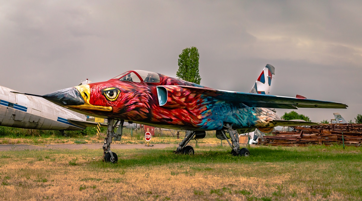grafti, mural, avion Marko Ćulum