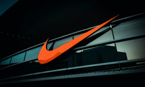 Nike, patike, kompanija