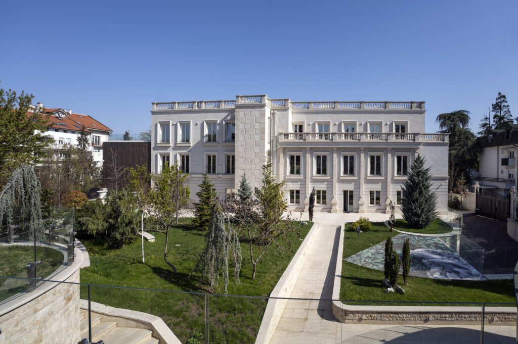 Palata Umetnoszi Madlena