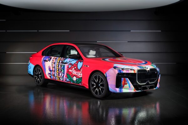 Artistically designed BMW i7 by Lee Kun-Yong