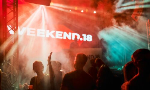 Weekend.18