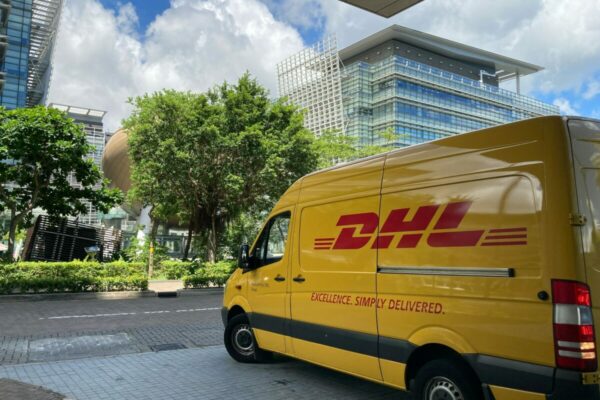 DHL