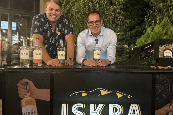 Iskra, Kremen, Rakija