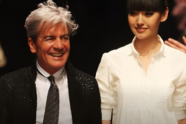 Čezare Paćoti, dizajner, Italija