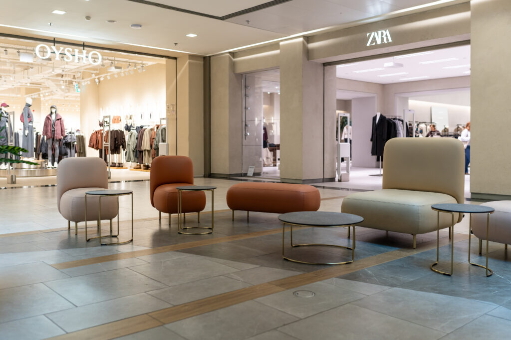 Ušće, Miomir Milić, David Mićić