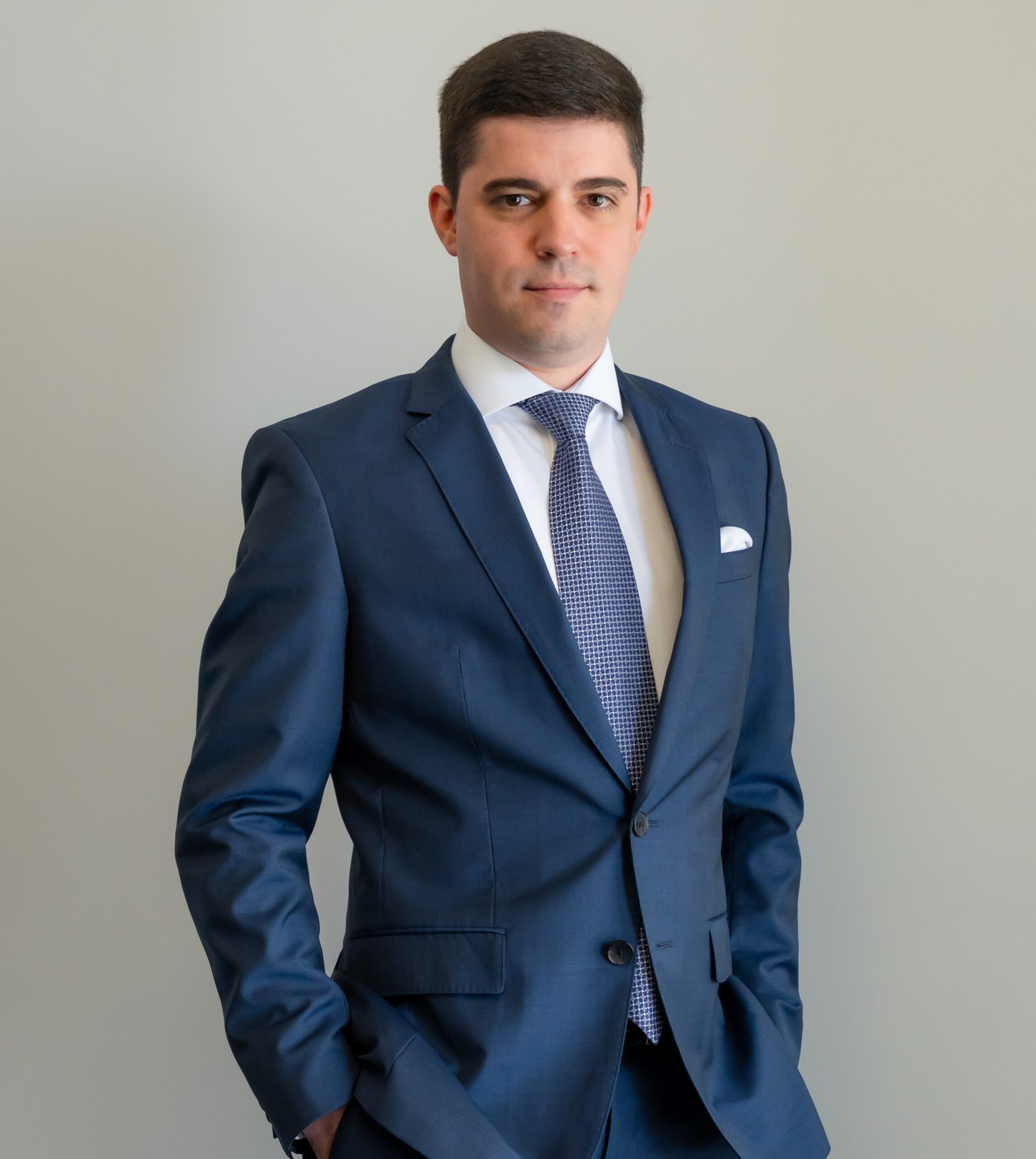 Nikola Nedeljković, Ellas Estate