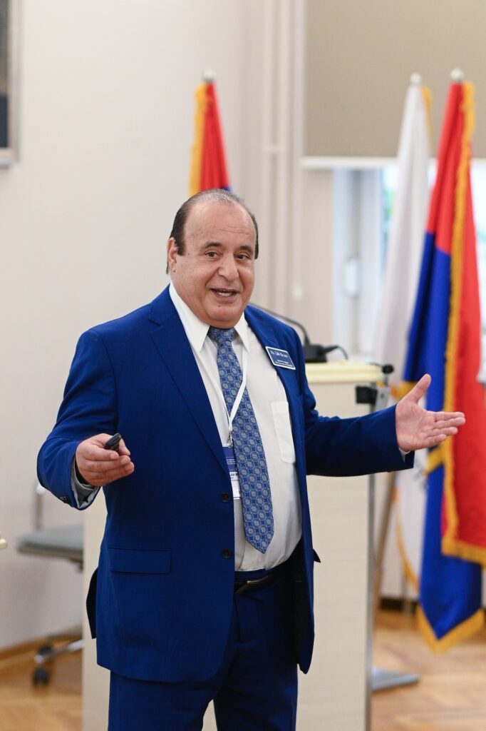 Prof. Rabi Zebai Unoverzitet u Memfisu